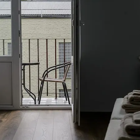 Chic & Cozy In The Heart Of *