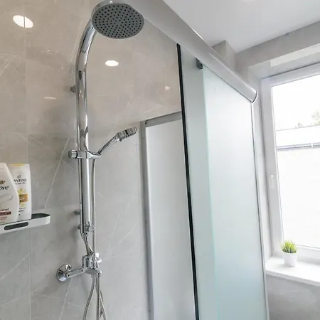 Chic & Cozy In The Heart Of