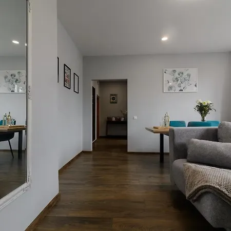 Chic & Cozy In The Heart Of Apartament Wilno